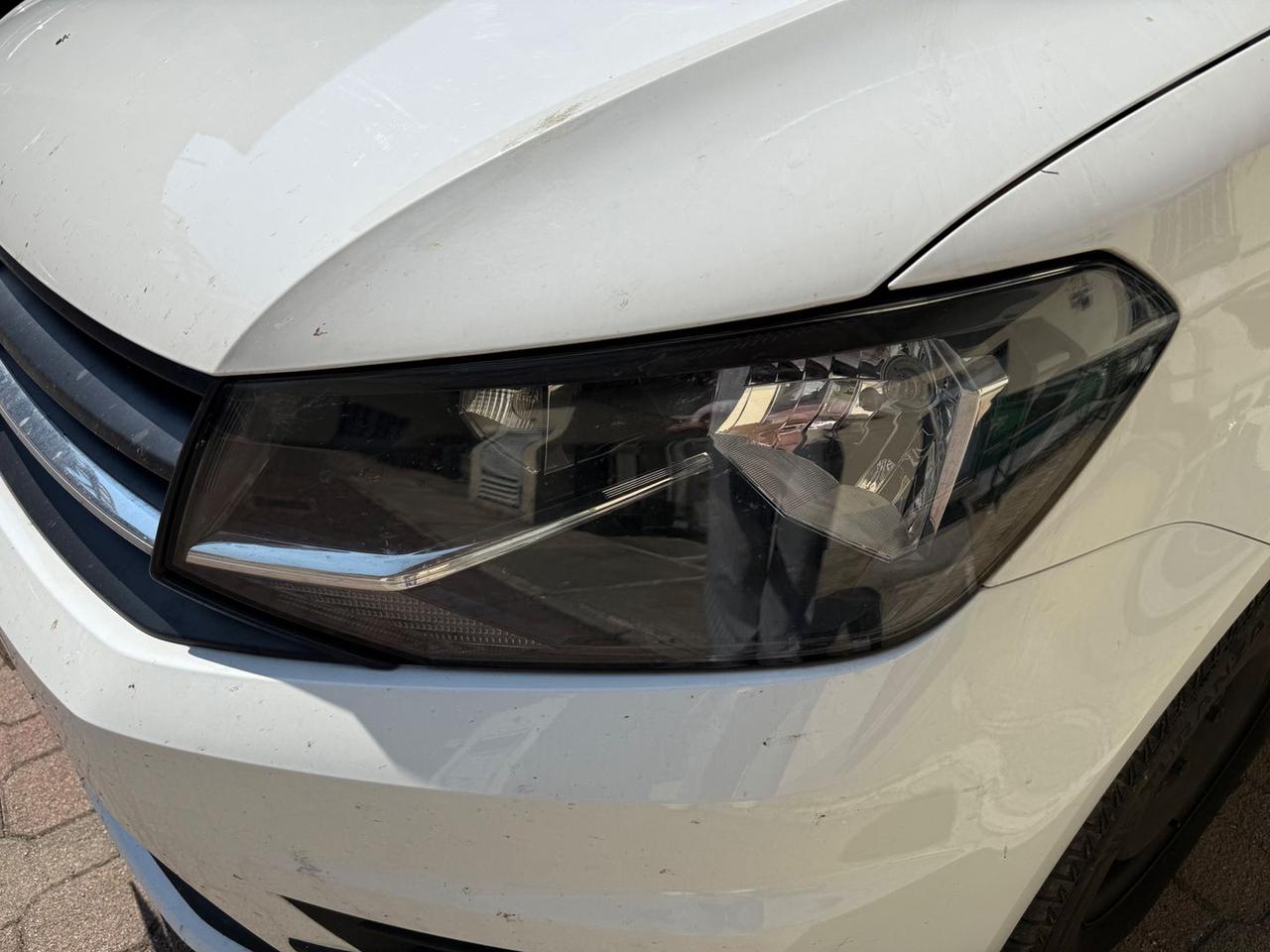 Volkswagen Caddy Trendline 2.0 TDI 102 cv 5 posti #6093