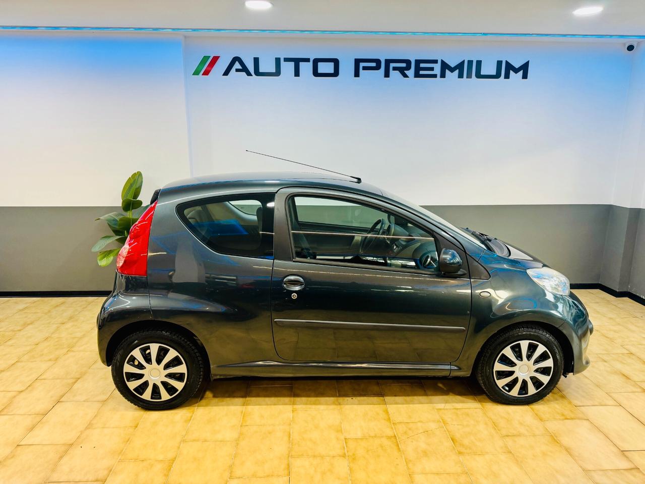 Peugeot 107 Automatica 1.0 da 68CV 3p. PERFETTA