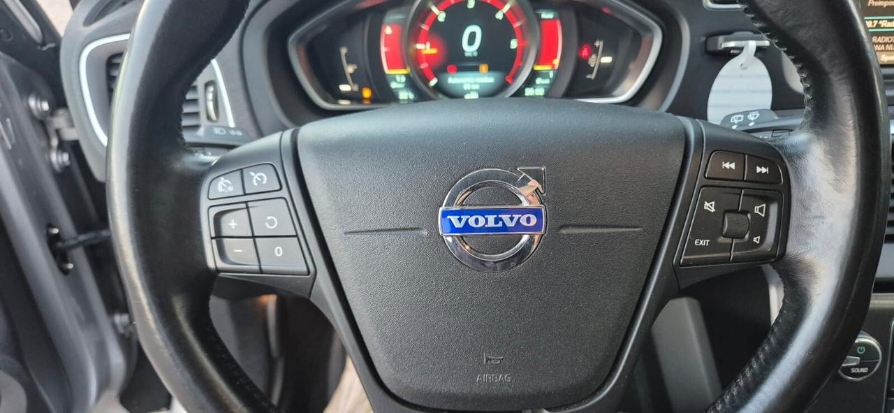 Volvo V40 CrossCountry V40 D2 1.6 Moment.-11/2013