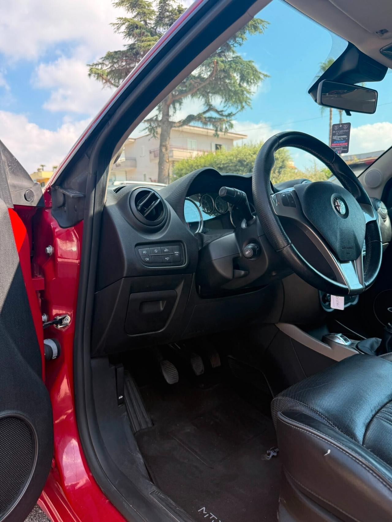 Alfa Romeo MiTo 1.3 JTDm-2 95 CV S&S Distinctive Sport Pack