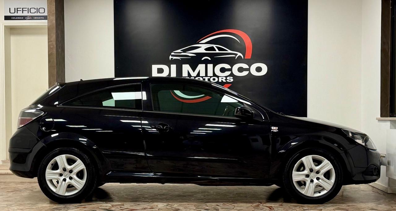 Opel Astra GTC 1.4 16V Twinport 3 porte Enjoy