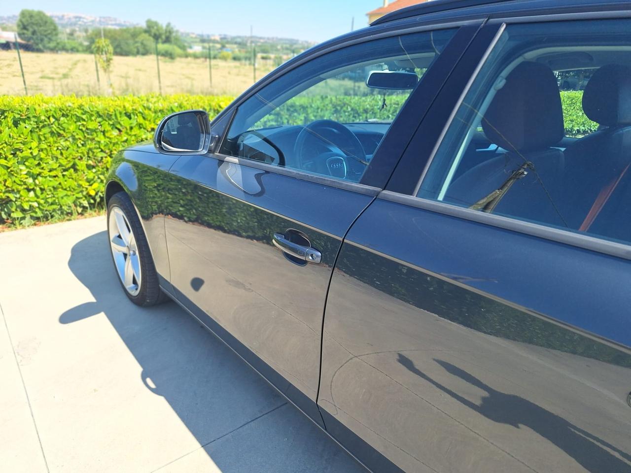 Audi A4 Avant 2.0 TDI Sport Paket 2008 Xeno Pelle