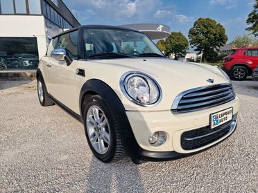 Mini 1.6 16V Cooper D solo KM 78.000