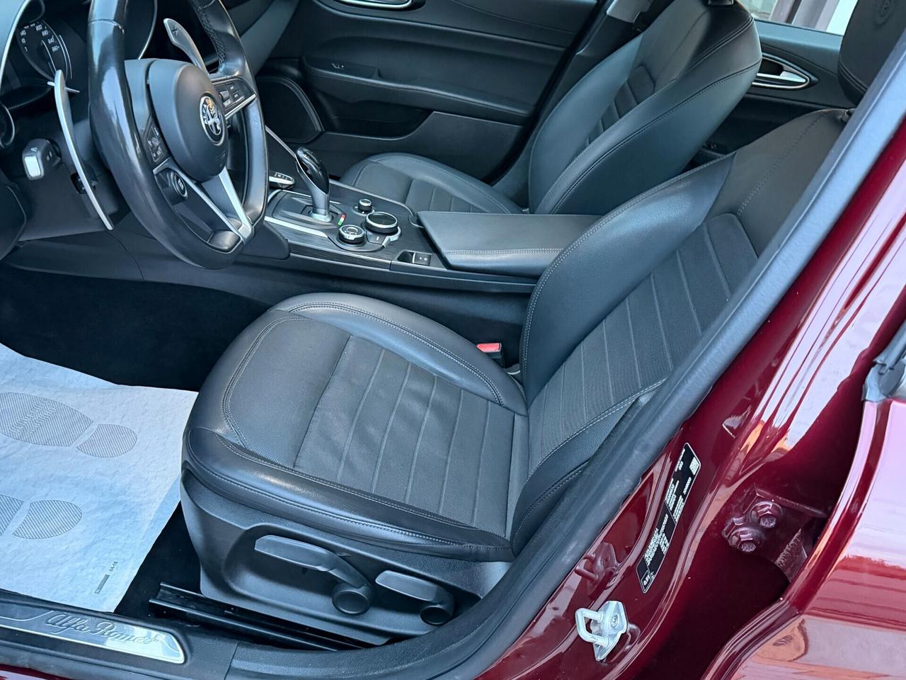 Alfa Romeo Giulia 2.2 TURBODIESEL 150 cv. AT8 SUPER