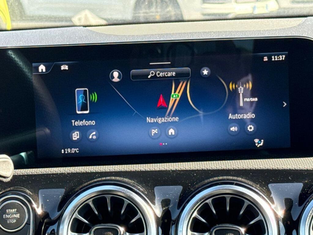 Mercedes Classe A 250 250 e Plug-In-Hybrid Premium Plus AMG Line Speedshift DCT AMG 8G