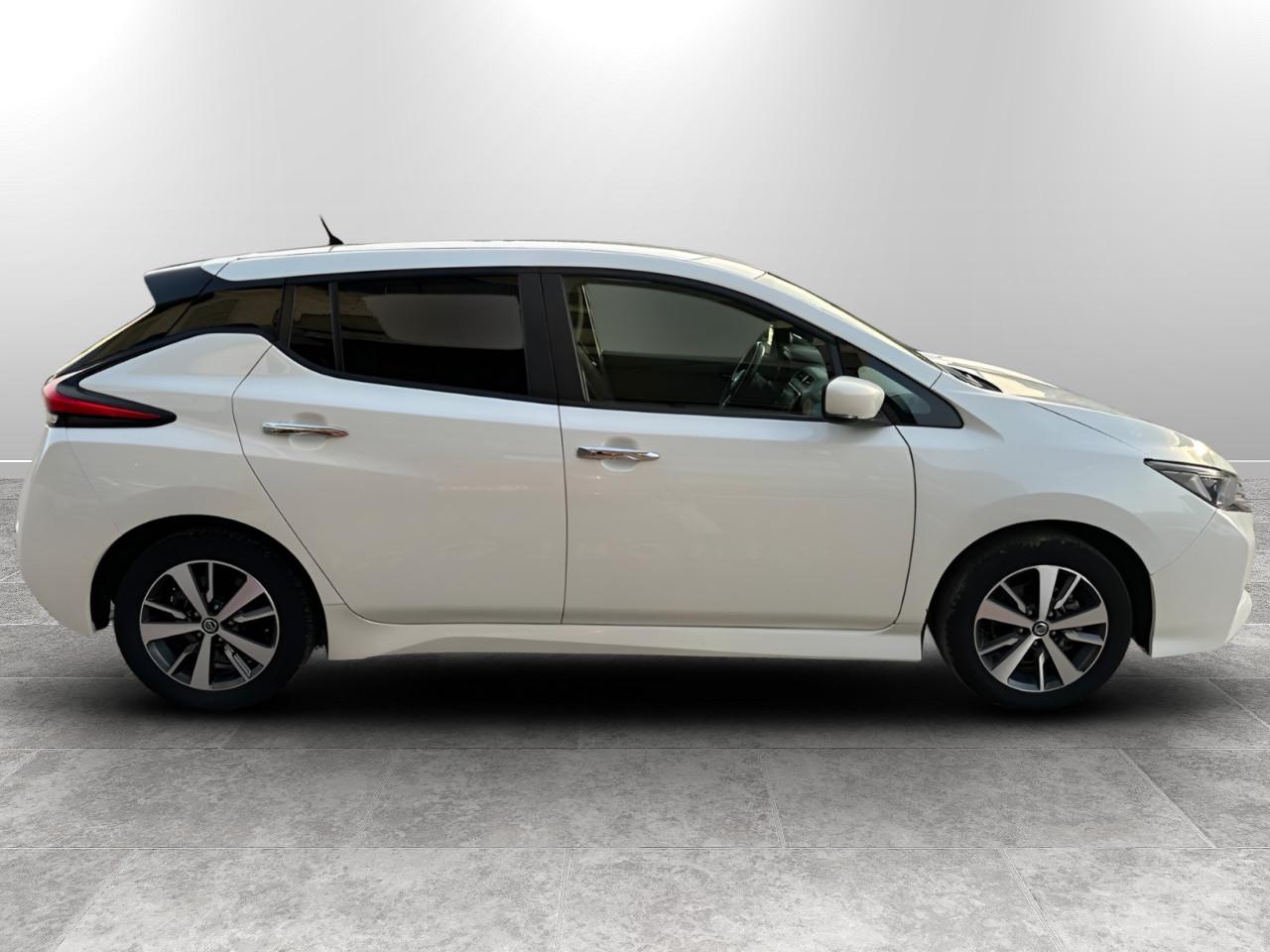 NISSAN Leaf Acenta 40kWh 150cv my19