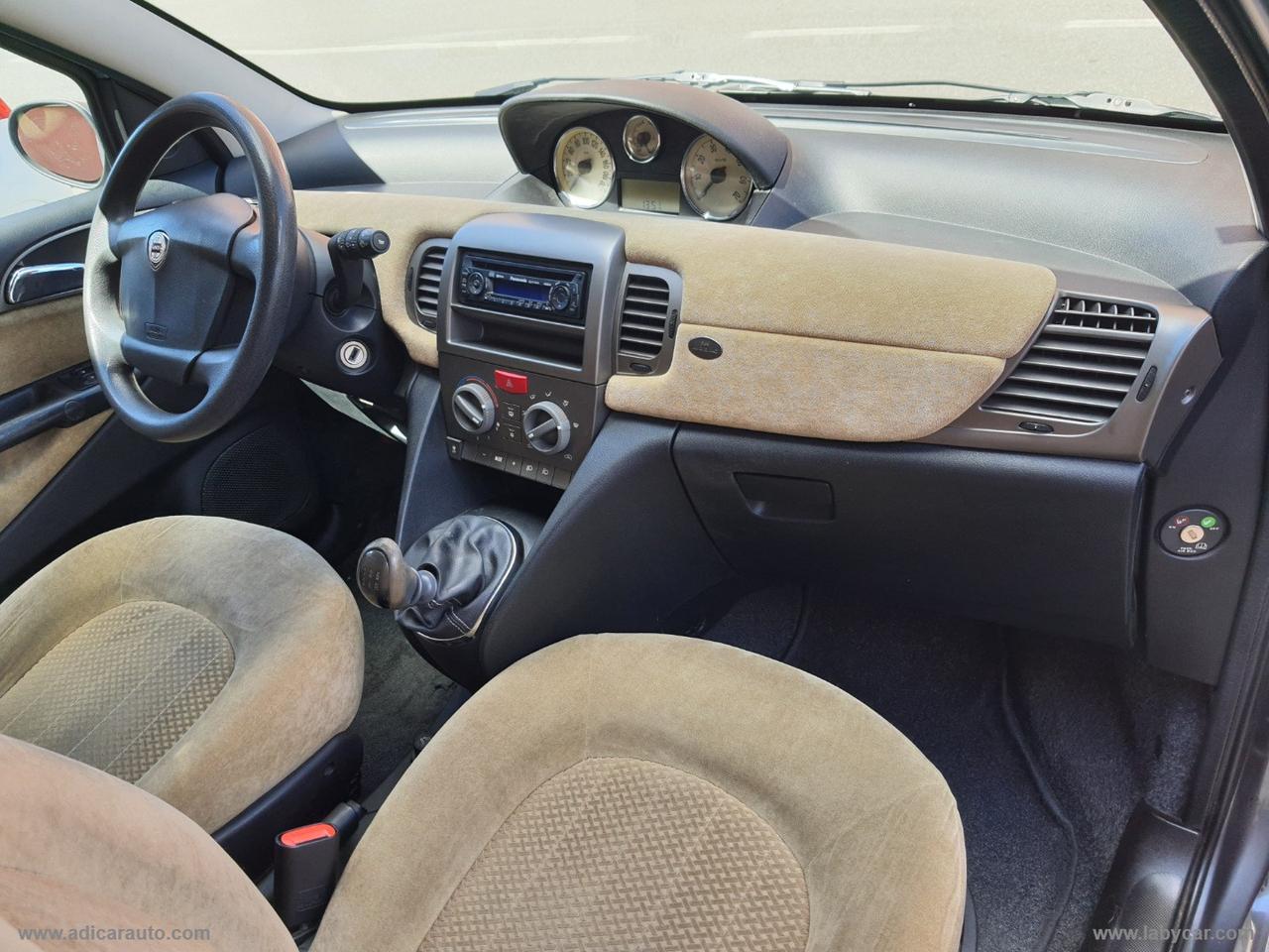 LANCIA Ypsilon 1.2