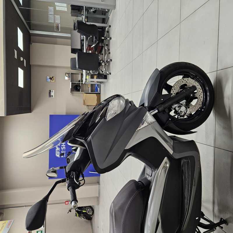 Yamaha X-Max 250 - 2010