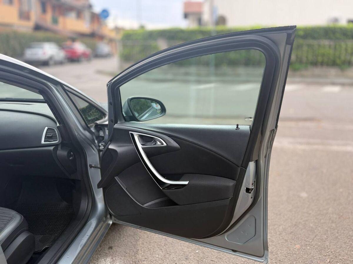 Opel Astra 1.7 cdti Cosmo 110cv