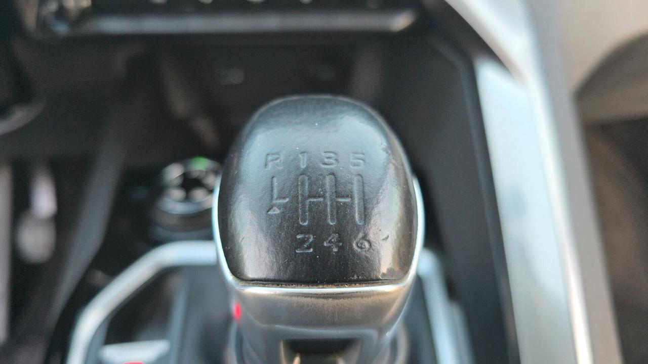 Peugeot 3008 BlueHDi 130 S&S Business