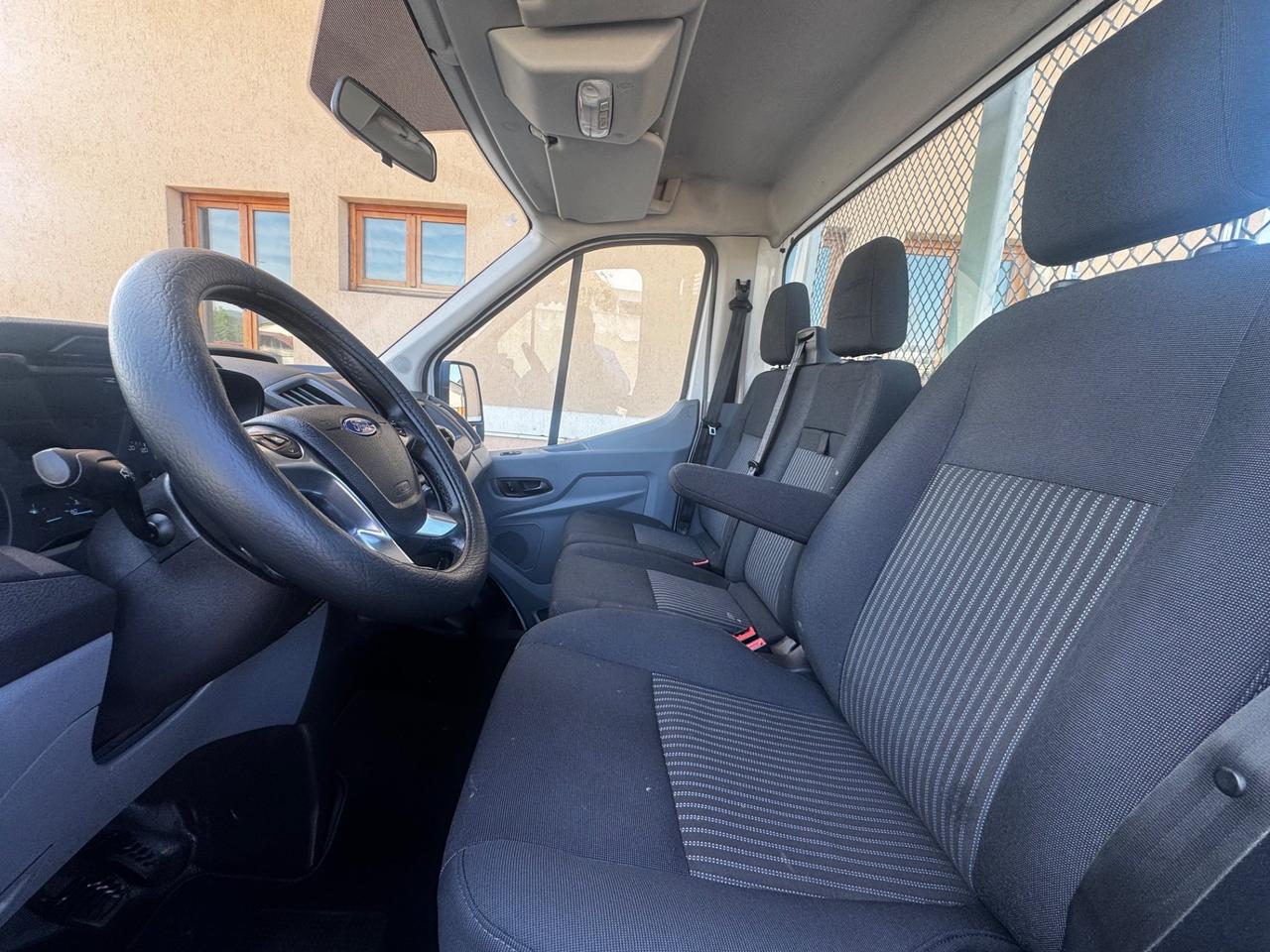 Ford Transit Custom 270 2.0 TDCi 130 PC Furgone Entry