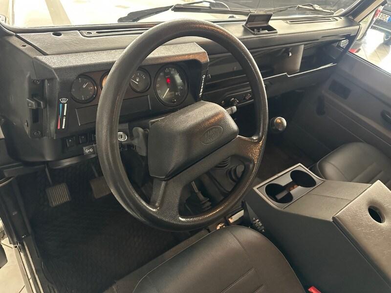 LAND ROVER Defender Defender 90 2.5 Td5 Station...