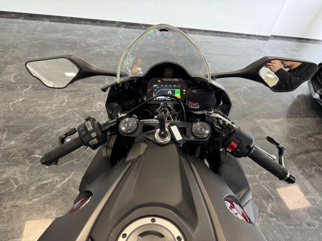 HONDA CBR 1000 RR Fireblade