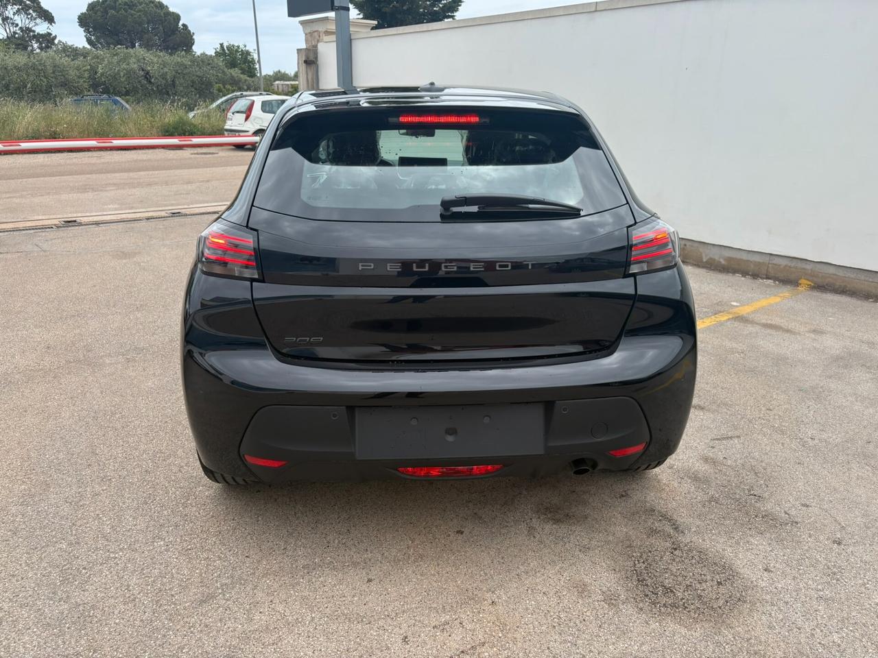 Peugeot 208 BZ Allure
