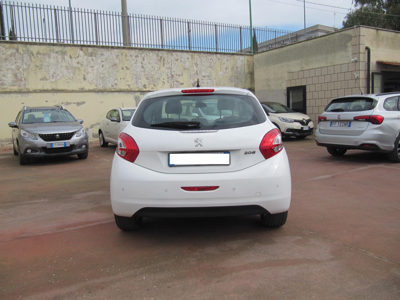 Peugeot 208 1.4 HDi 68 CV 5 porte Allure - 2015