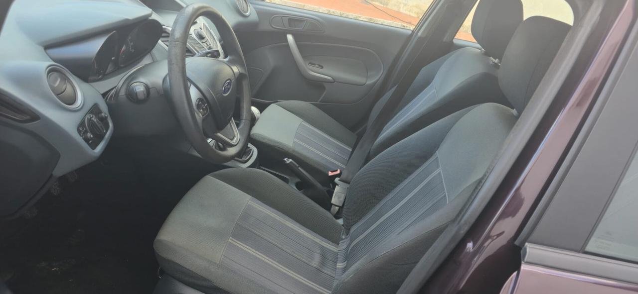 Ford Fiesta 1.4 5 porte Bz.- GPL Titanium