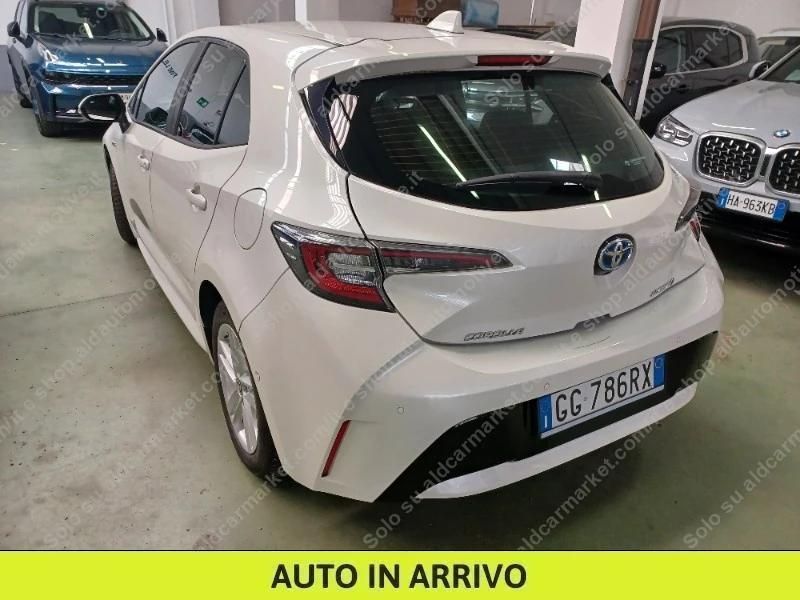 Toyota Corolla 1.8 Hybrid Business CVT