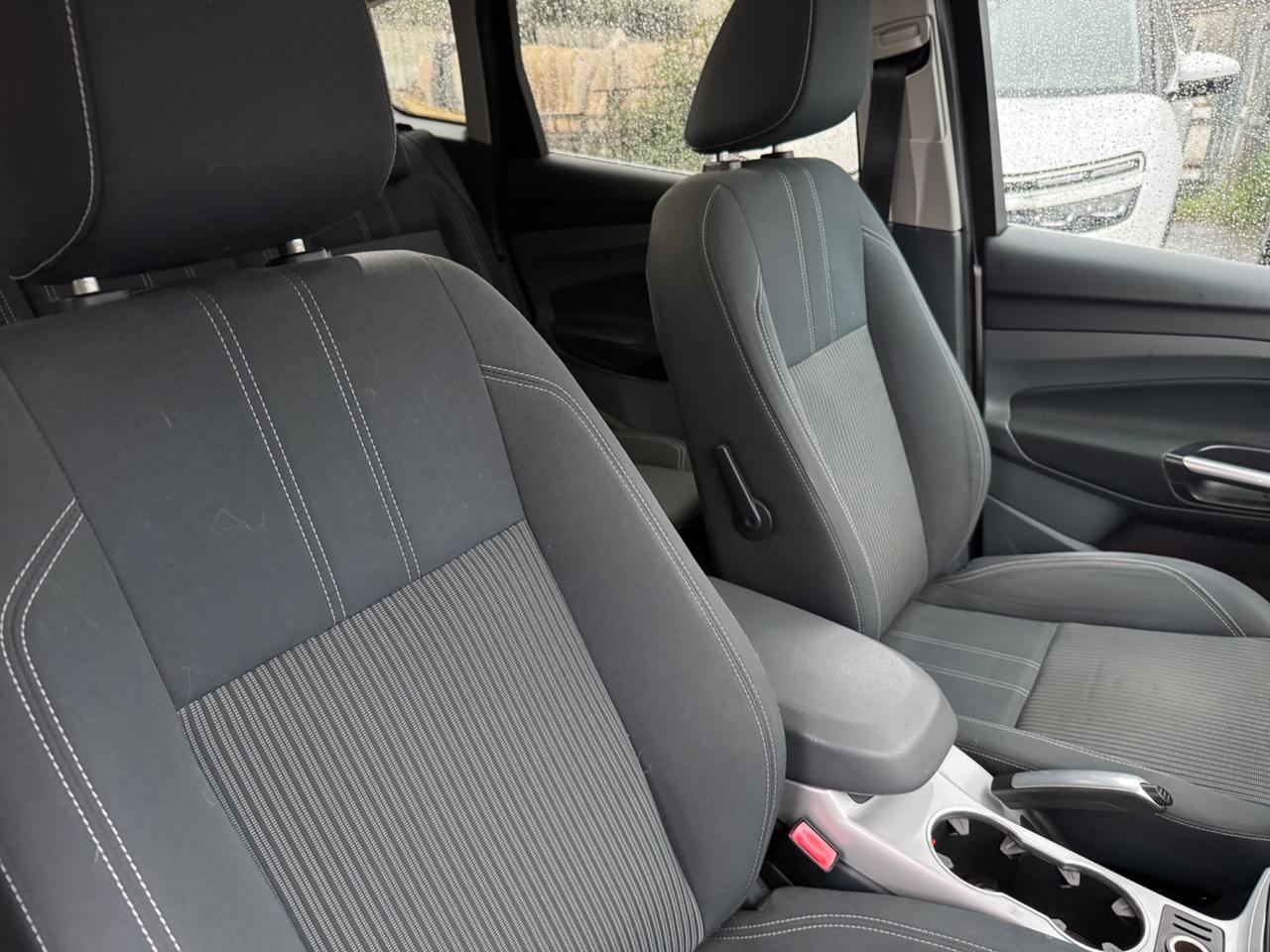 Ford C-Max 1.6 TDCi 115CV Titanium