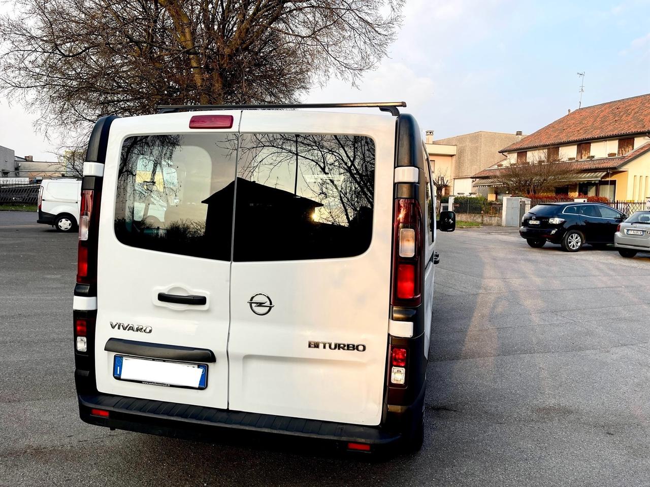 Opel Vivaro 29 1.6 BiTurbo S&S EcoFLEX PC-TN Combi 9 posti 2016