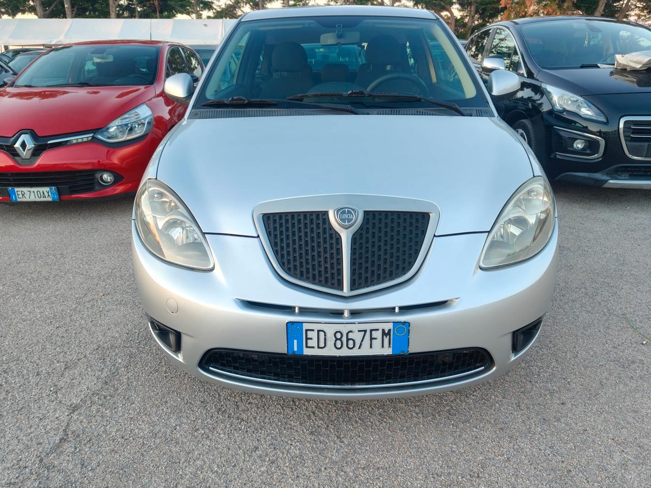 Lancia Ypsilon 1.2 New Oro GPL