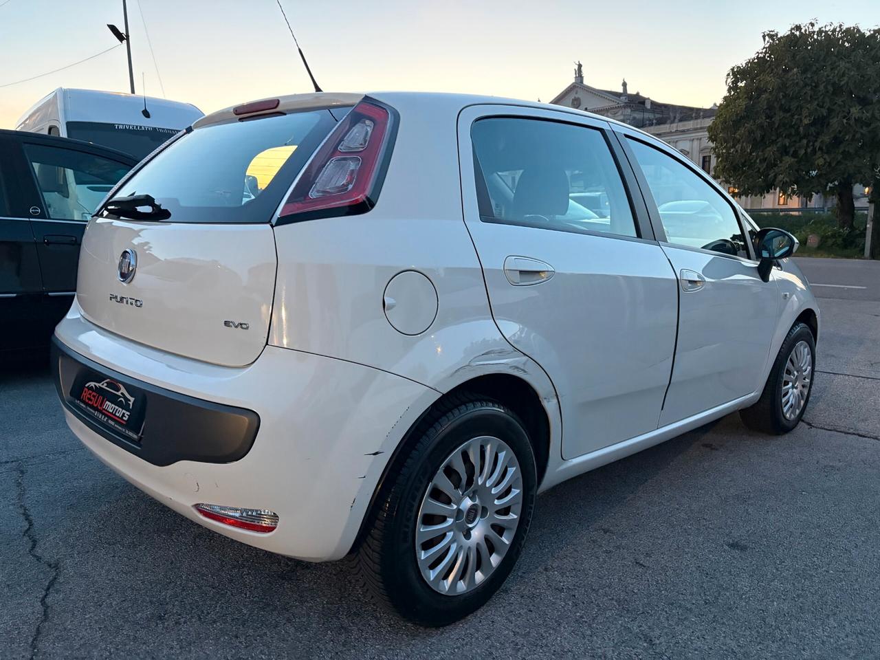 Fiat Punto Evo 1.4 5 porte Dynamic GPL