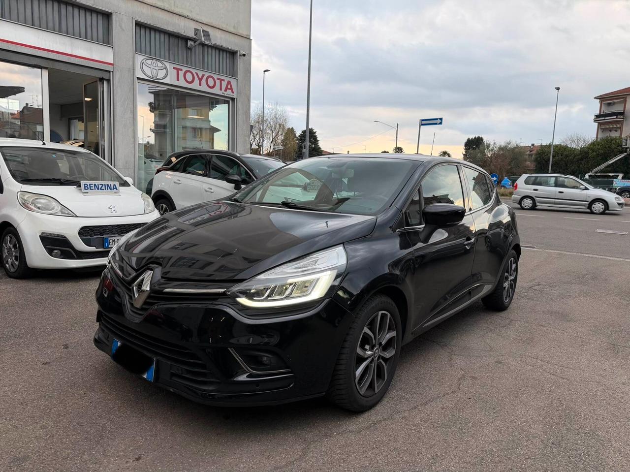 Renault Clio TCe 12V 90CV Start&Stop NEOPATENTATI
