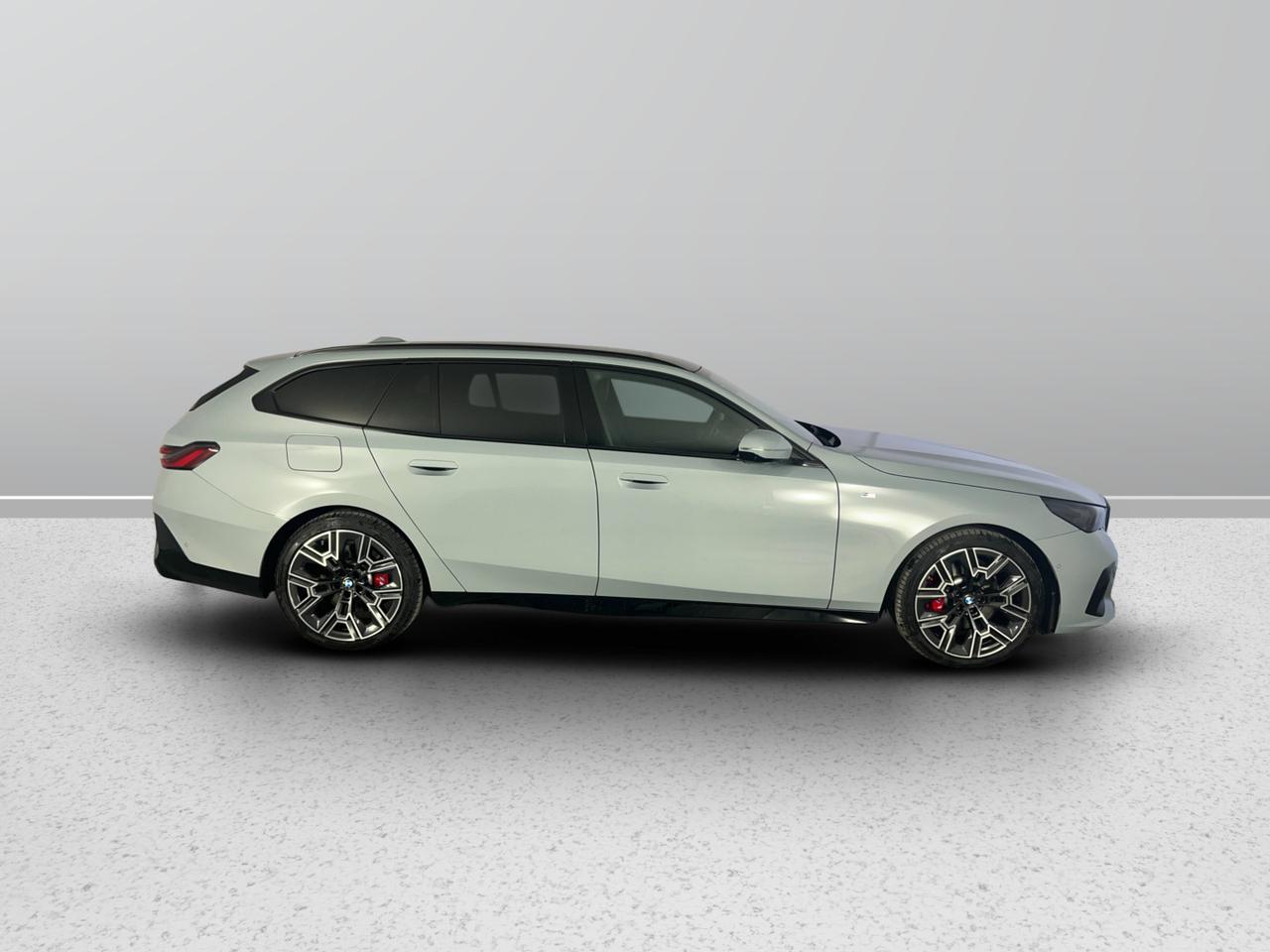 BMW Serie 5 G61 2024 Touring - 520d Touring 48V xdrive MSport Pro auto