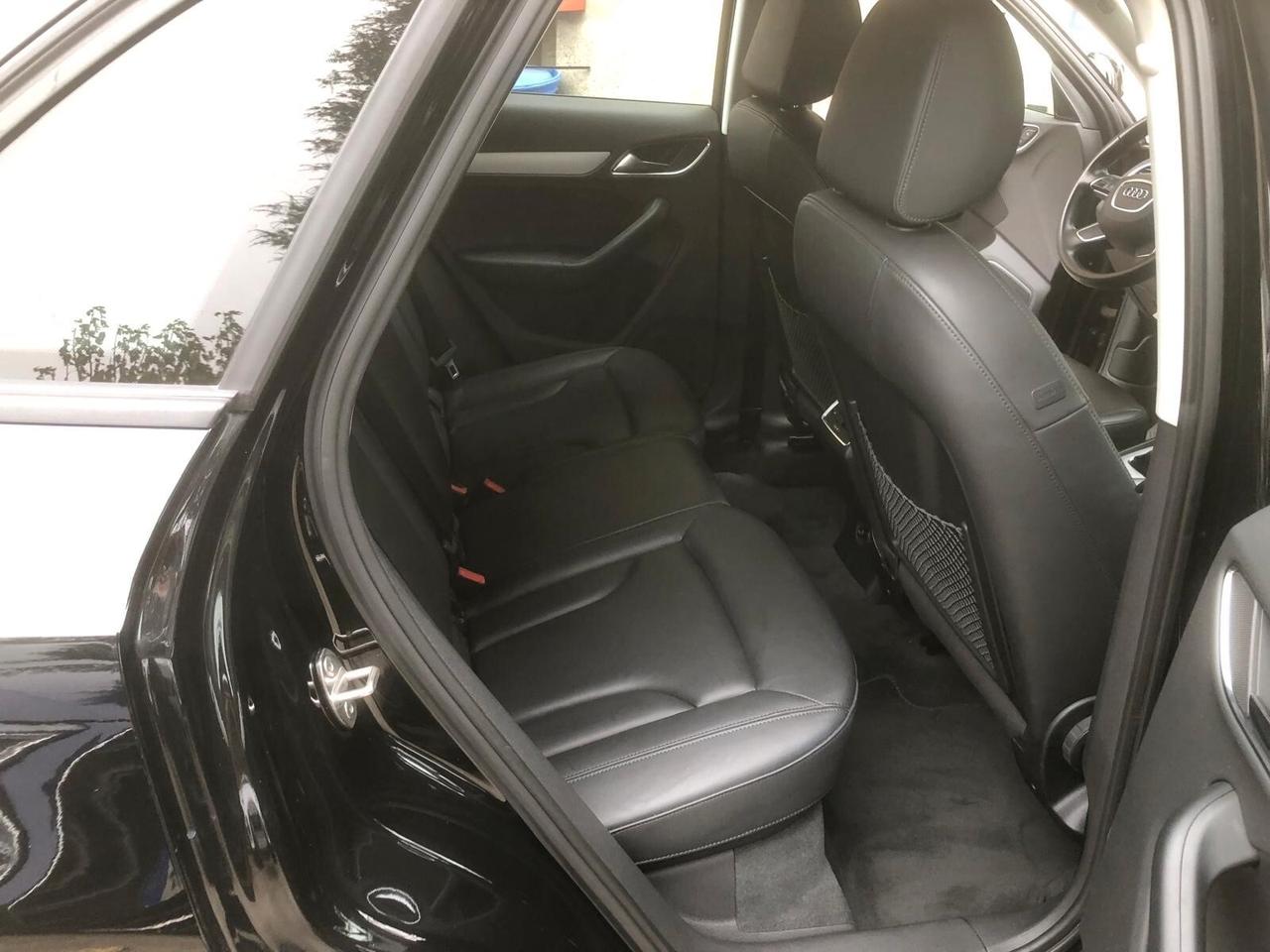 Audi Q3 2.0 TDI 150 CV Business