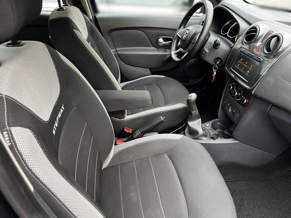 Dacia Sandero Stepway 1.0 TCe 100CV ECO-G 15th Anniversary Perfetta