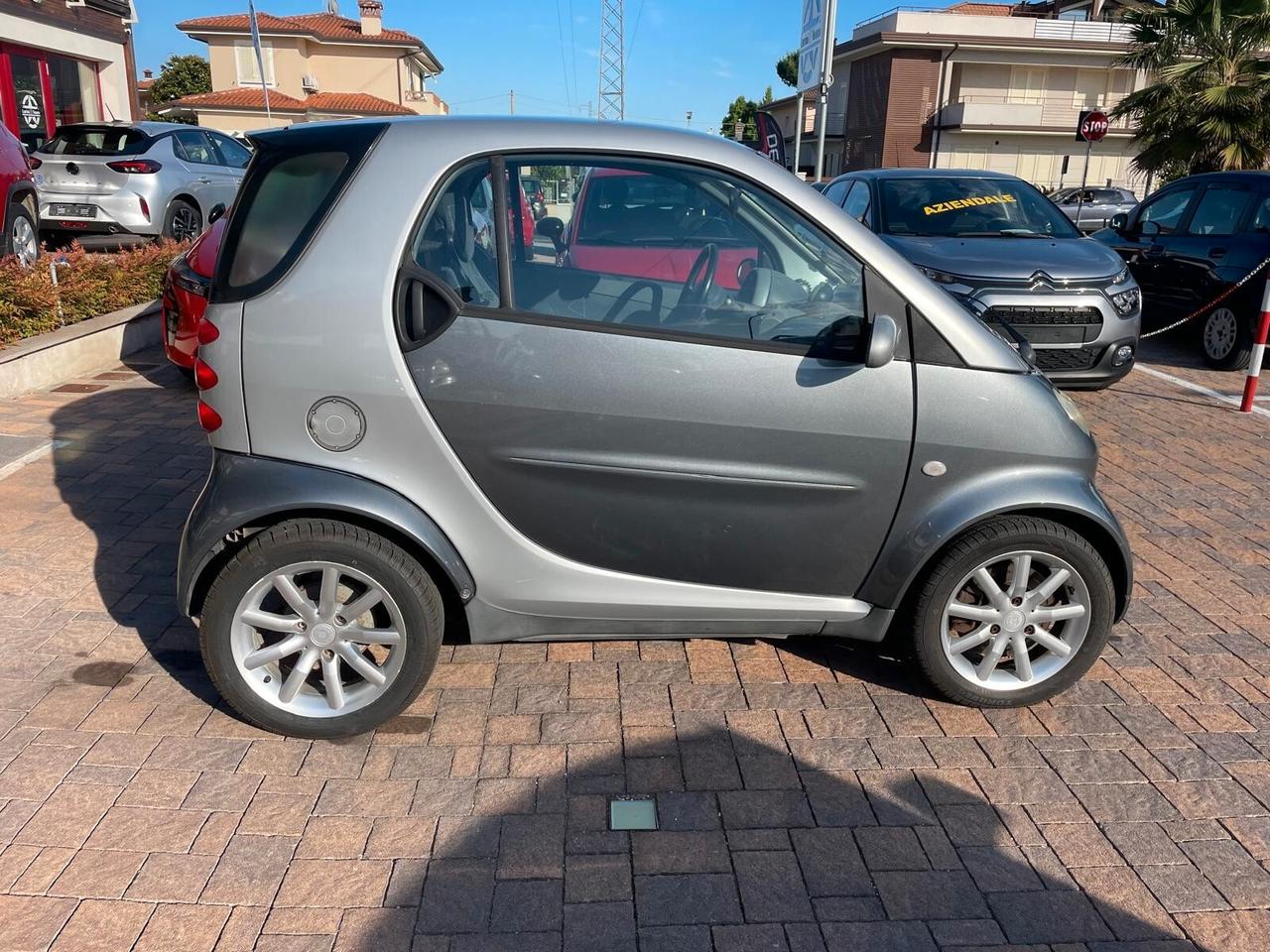 Smart ForTwo 700 coupé passion (45 kW)
