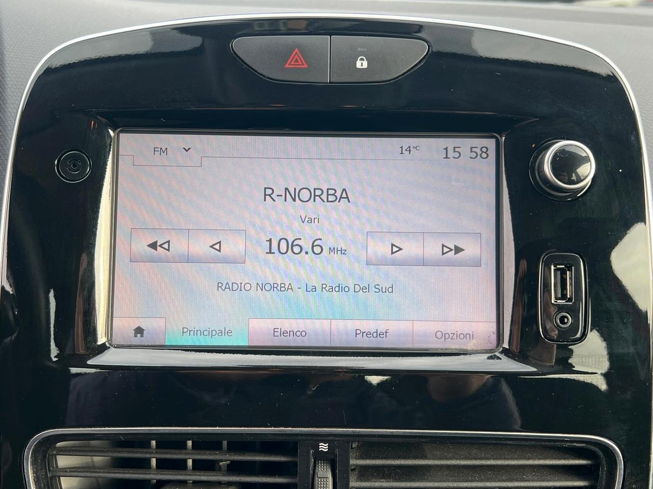 Renault Clio 1.2 75 CV 5 porte Duel2