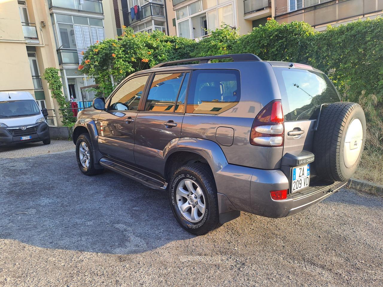 Toyota Land Cruiser 3.0 D-4D 16V cat 5 porte Sol