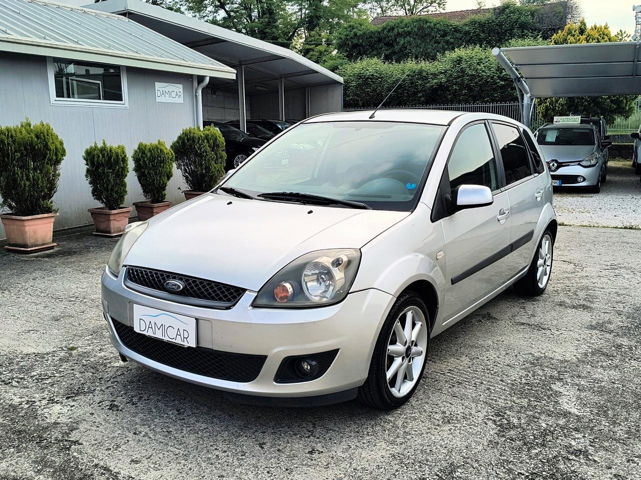 Ford Fiesta 1.4 TDCi 5p. Ghia