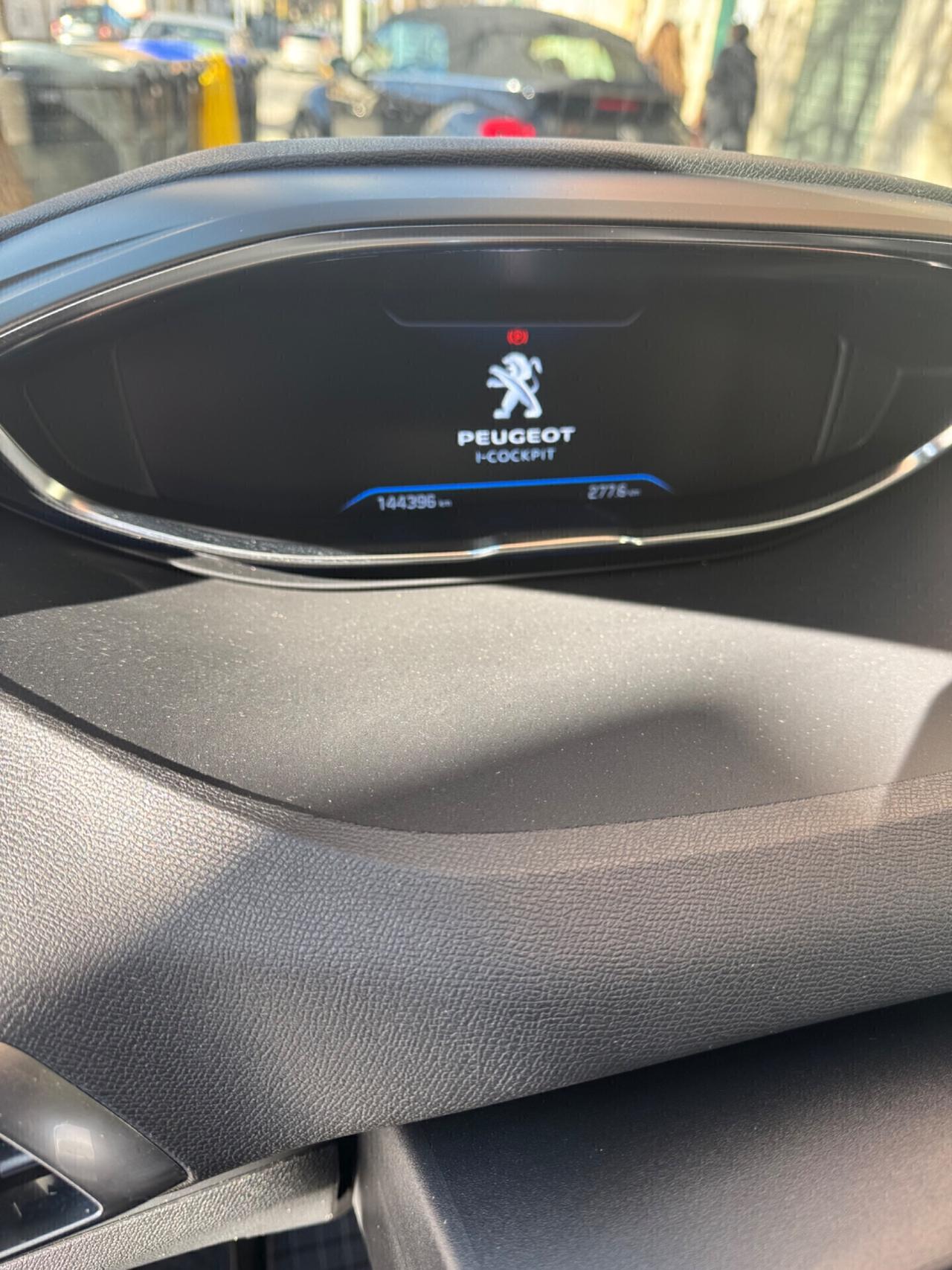 Peugeot 3008 BlueHDi 130 S&S EAT8 Allure