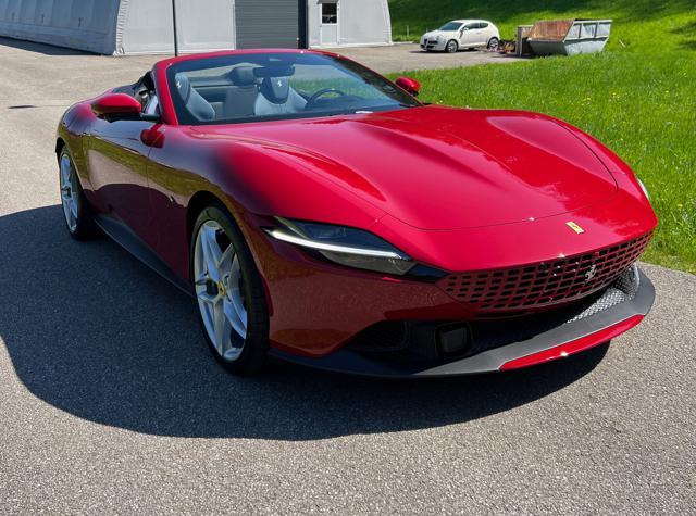 FERRARI Roma Spider / Pelle Carta da zucchero / UNICA