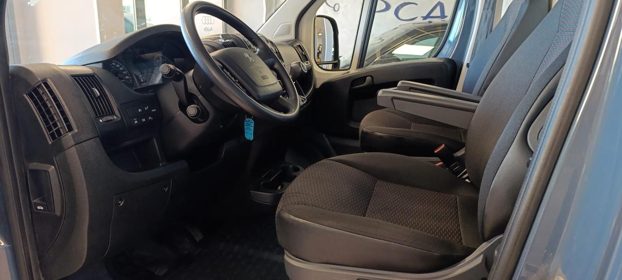 Peugeot Boxer 330 2.2 BlueHDi 120 S&S PC-TN Furgone