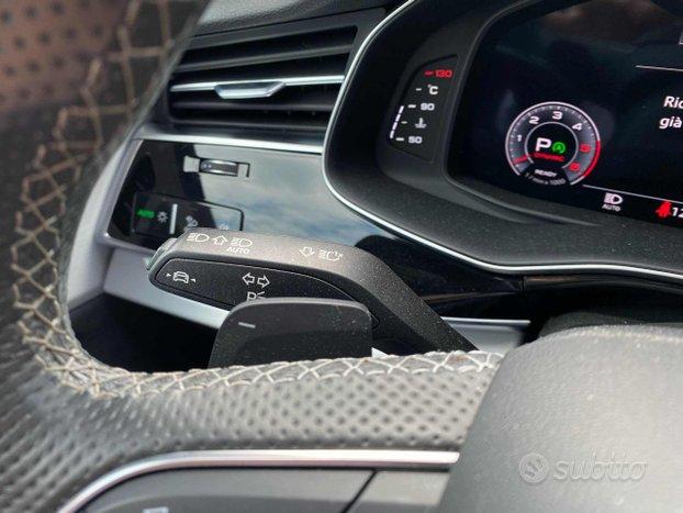 AUDI Q8 50 TDI 286 CV quattro S-line + Matrix +