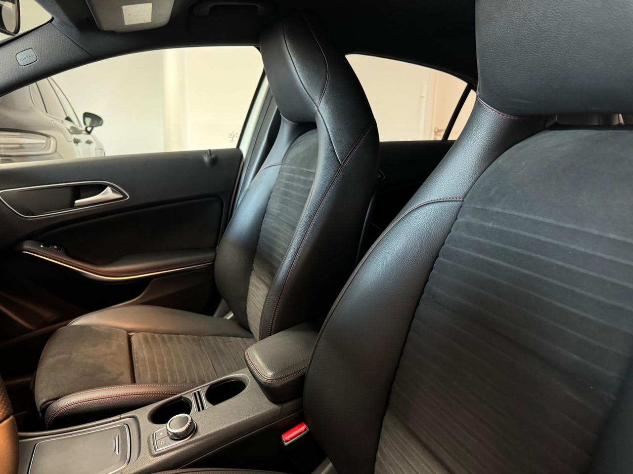 Mercedes-benz A 200 d Automatic 4Matic Premium AMG