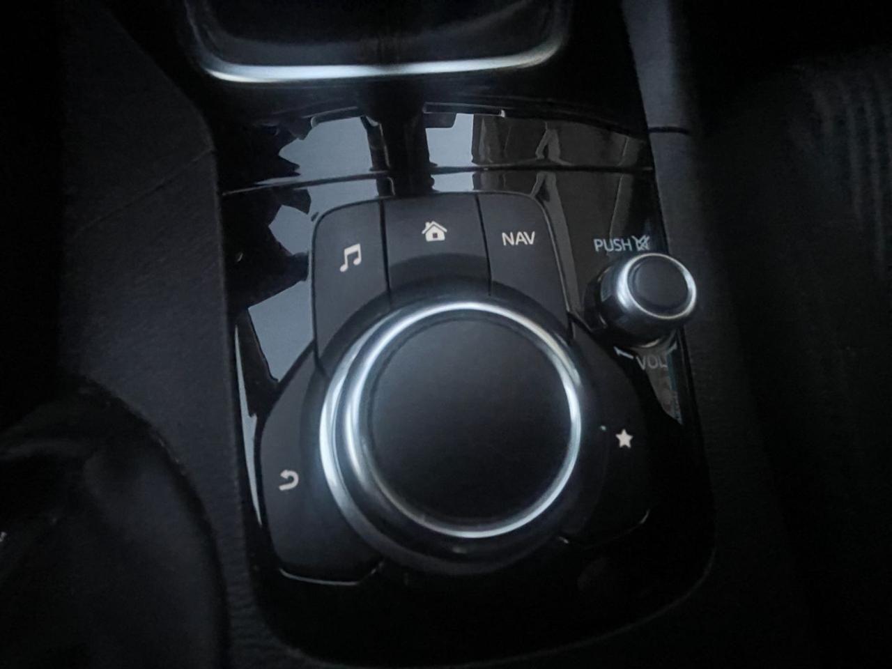 MAZDA 3 Mazda3 2.2 Skyactiv-D Exceed