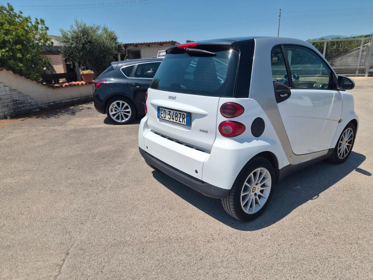 Smart ForTwo 1000 52 kW MHD coupé passion