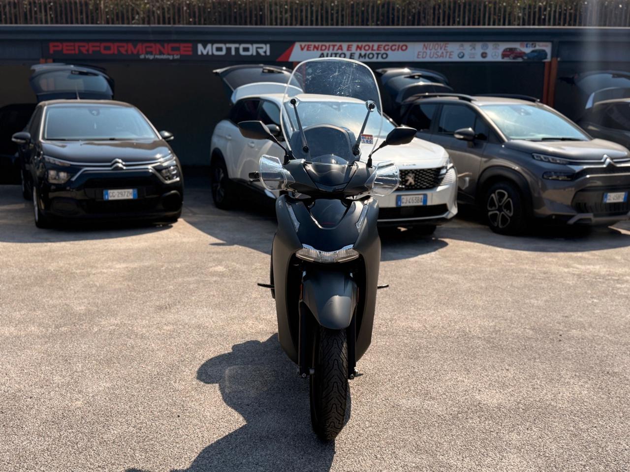 Honda SH 350 Sport