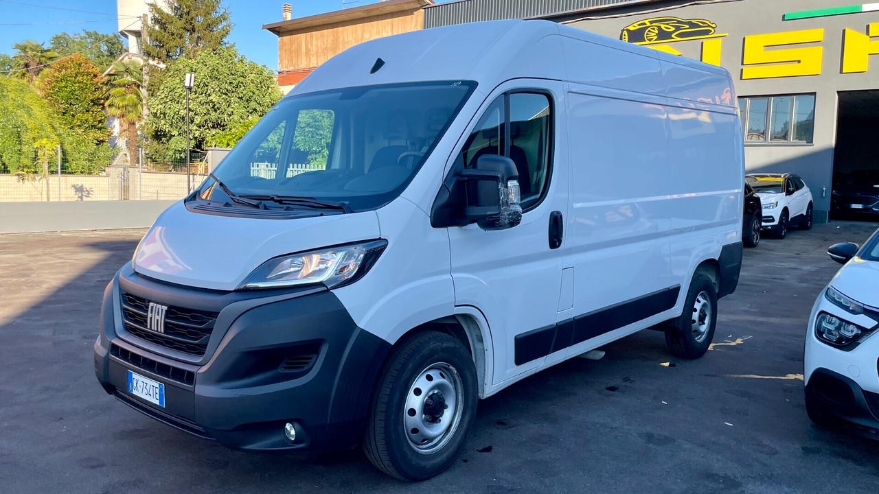 FIAT DUCATO MAXI 2.2 MJT PASSO CORTO 140CV - TELECAMERA POSTERIORE, CARPLAY, NEOPATENTATI