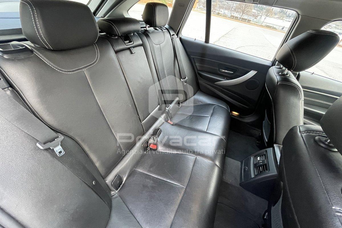 BMW 320d Touring Business aut.