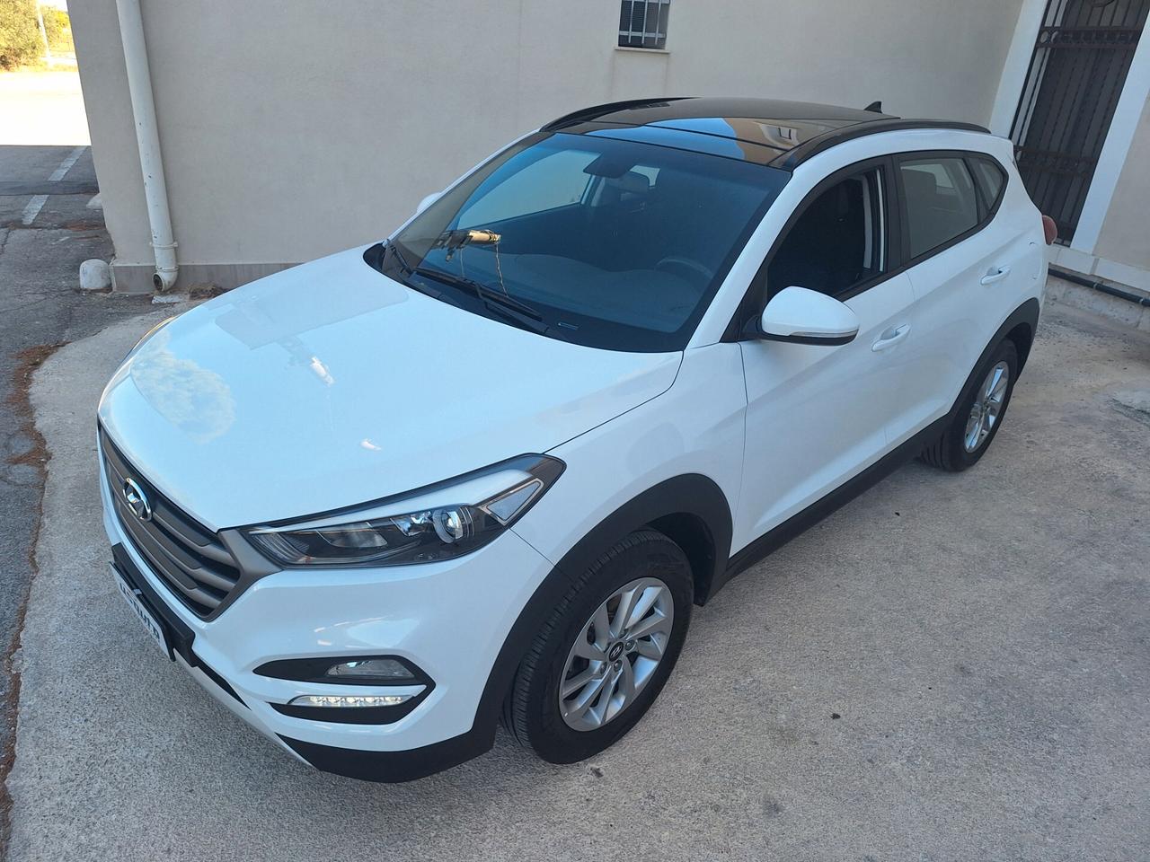 Hyundai Tucson 1.7 CRDI TETTO NAVI CAMERA 2018