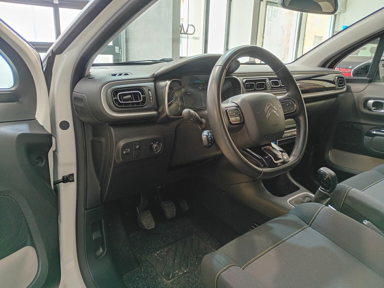 Citroen C3 BlueHDi allestimento Shine