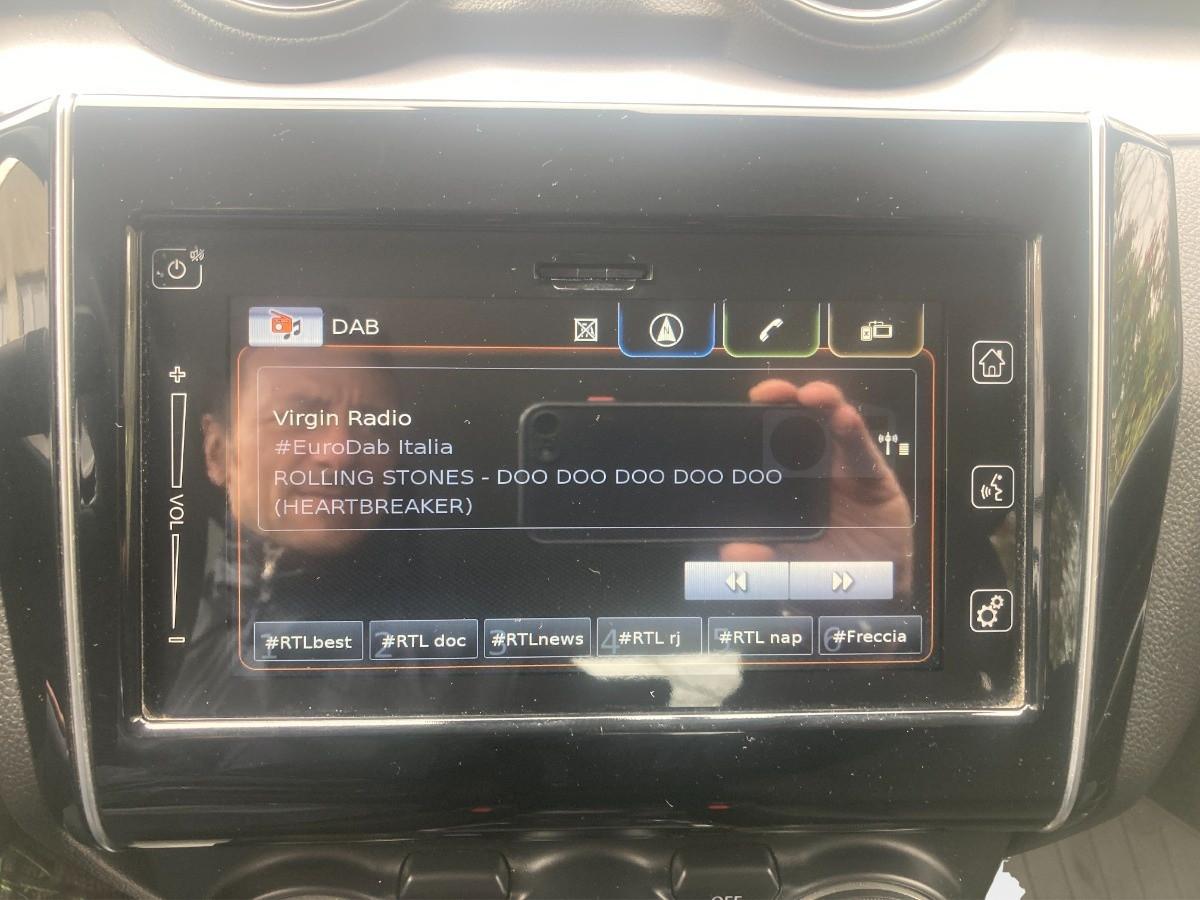 SUZUKI Swift 1.2h Easy Top 2wd