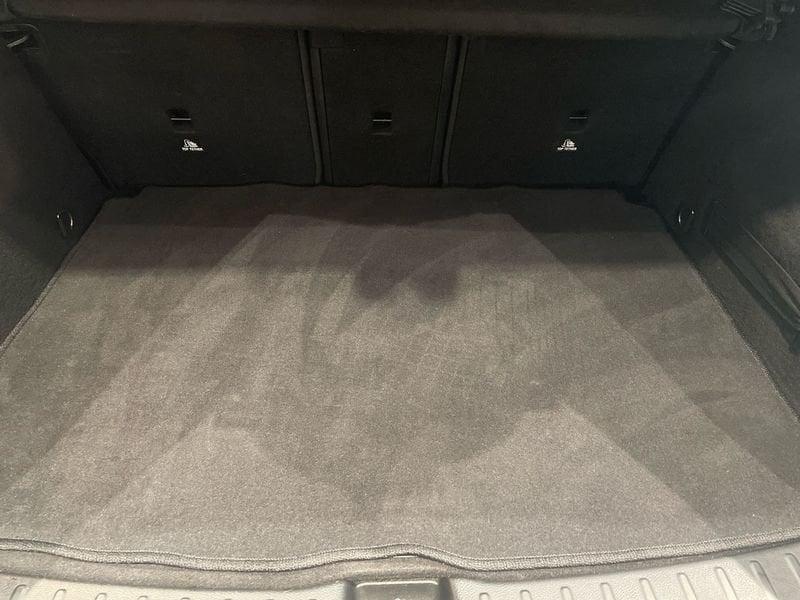 Mercedes-Benz GLA 200 d Premium auto