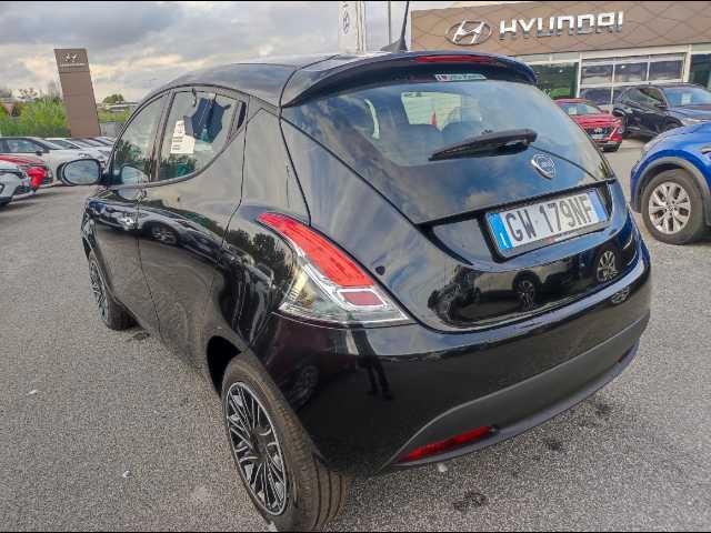 LANCIA Ypsilon 1.0 firefly hybrid Oro s&s 70cv