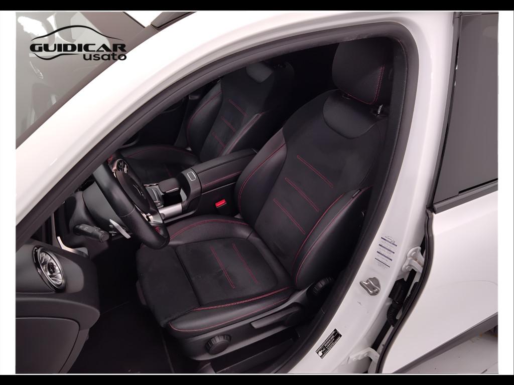Mercedes-Benz GLB - X247 2019 - GLB 200 d Premium auto