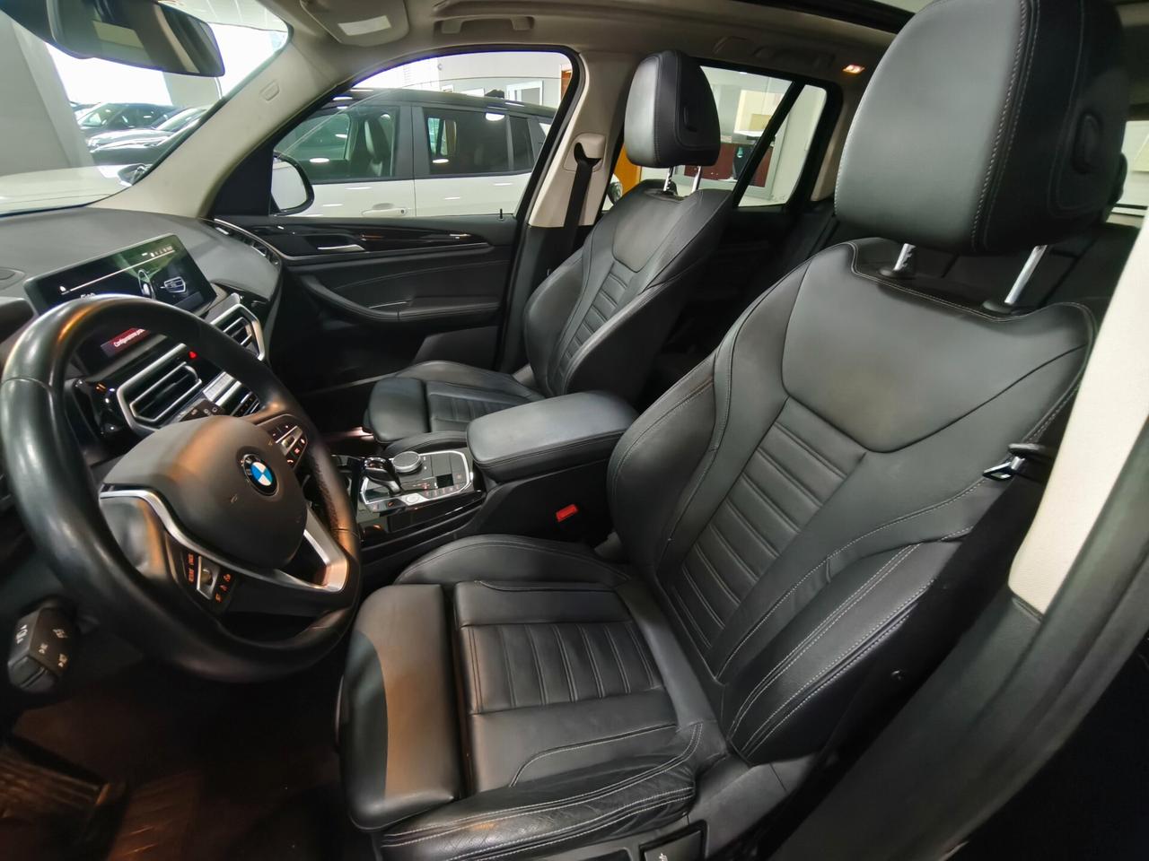 Bmw X3 xDrive20d X line48V (Tetto + Pelle)